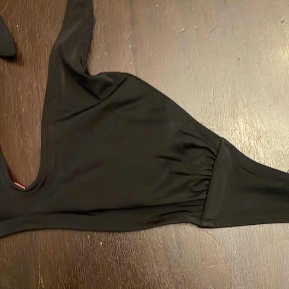 PINK swim top - Picture 4 of 4